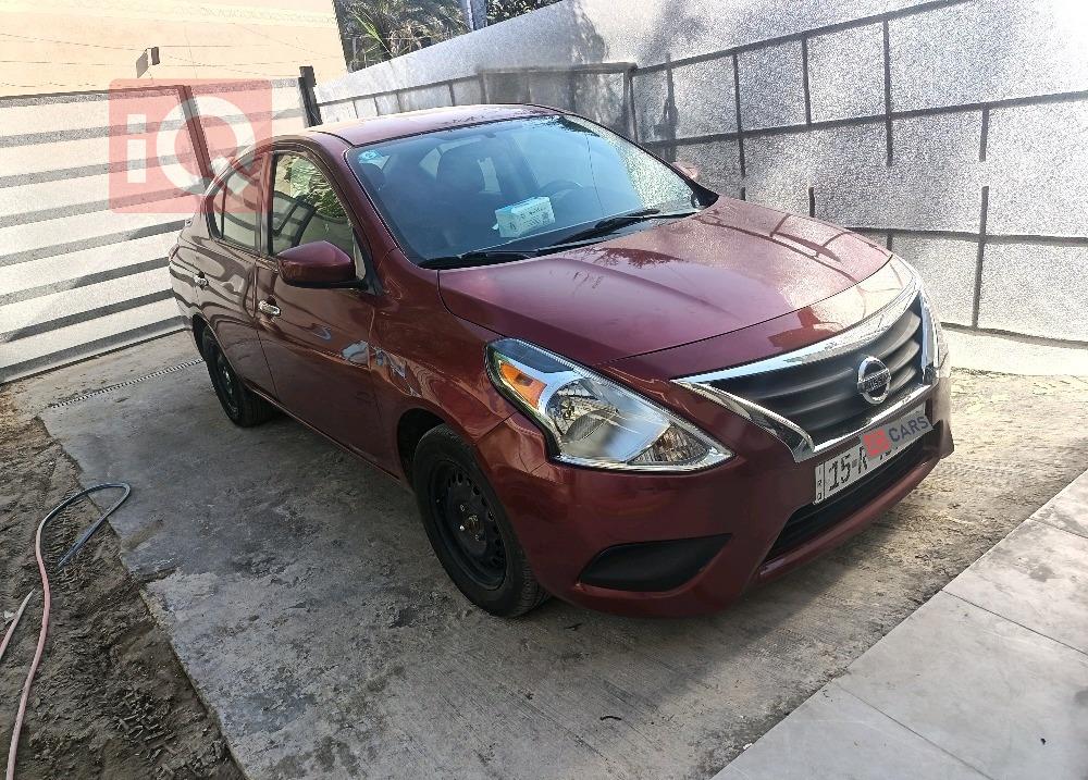 نیسان ڤێرسا